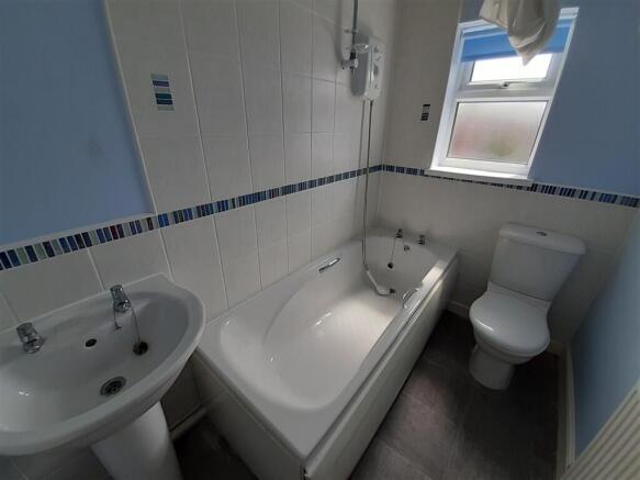 2 bed Terraced for sale Image 7