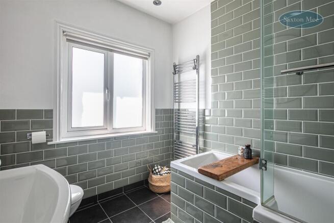 3 bed Terraced for sale Image 9