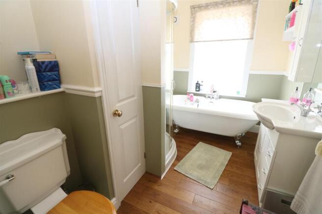 Bath / Shower Room / WC
