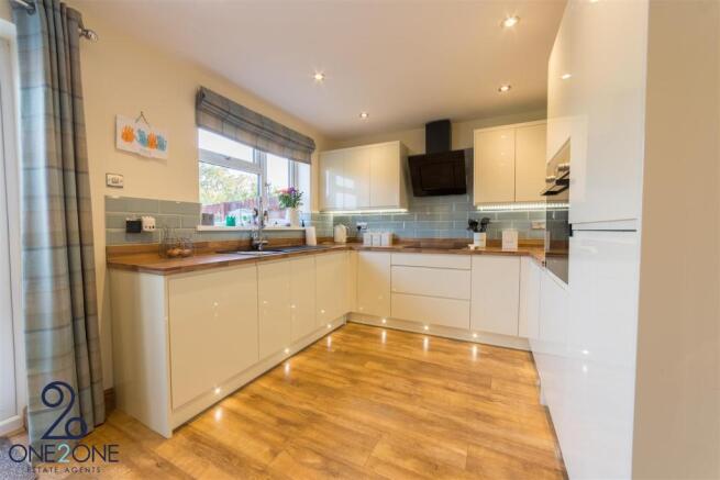 Oaklands View-10.jpg