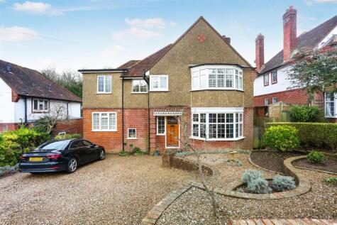 Green Curve, Banstead