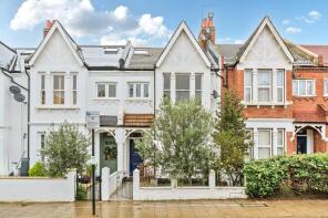 114, Sternhold Avenue, London SW2 4PP