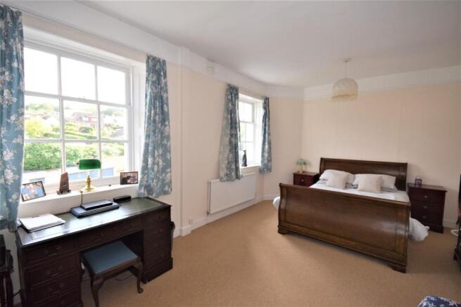 BEDROOM 1.JPG