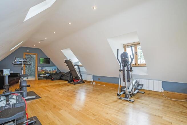 8293214-interior19.jpg