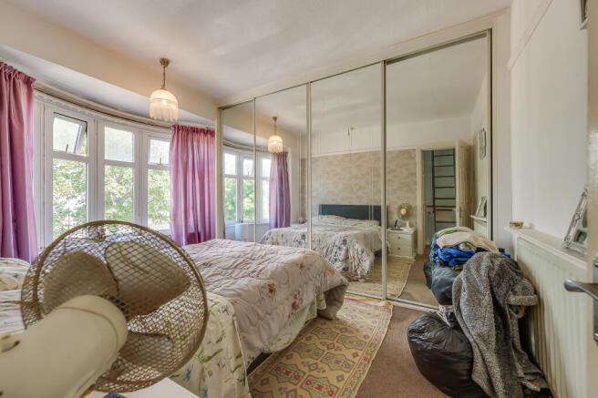 3 bed Terraced for sale Image 12