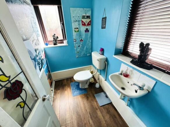GROUND FLOOR WC