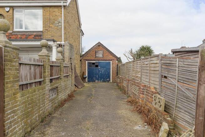 Grove-Garage.jpg
