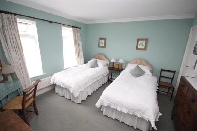 bed2 (009).JPG