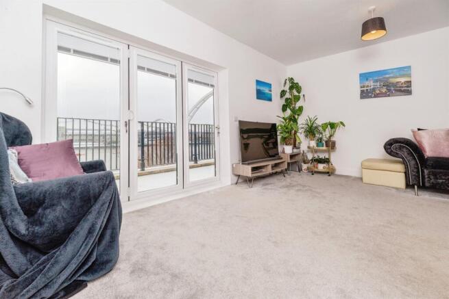 4 bed End of Terrace for sale Image 4
