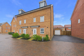 7, Higgs Close, Northampton NN6 0RT