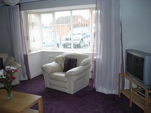 Lounge Pic 2