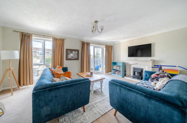 1436130-7-69d692e...