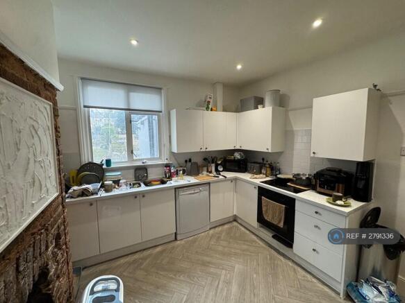 Newly Refitted Kitchen