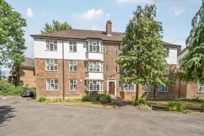 Flat 10, Fernside Court, Holders Hill Road, Church End, London NW4 1JT