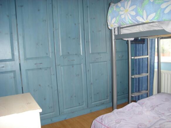 bedroom2