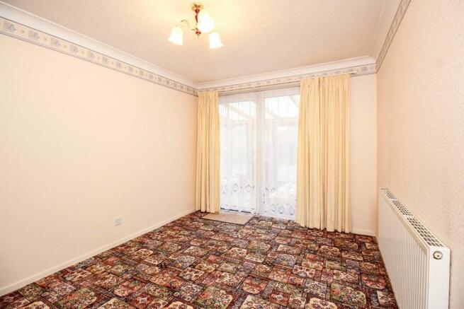 Bedroom 2/Dining Roo