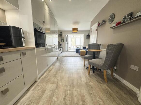 2 bed Terraced for sale Image 10