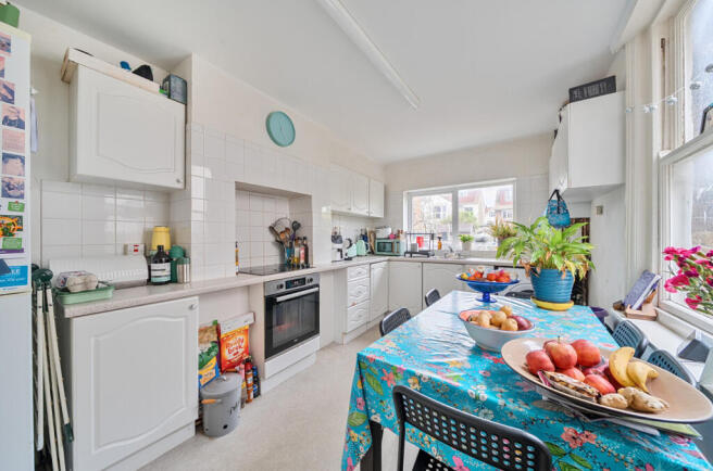 1431343-11-69c2dd...