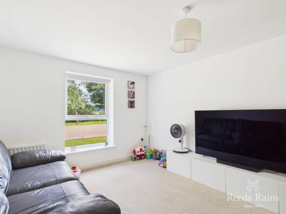 4 bed Detached for sale Image 5