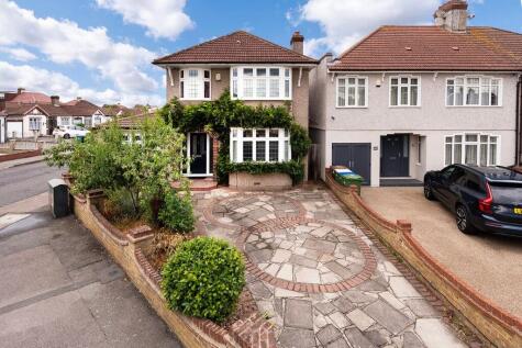 Hythe Avenue, Bexleyheath, DA7