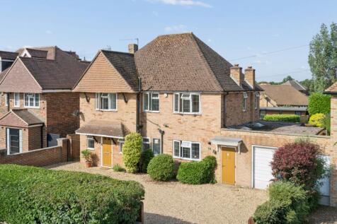Denham Lane, Chalfont St. Peter, Gerrards Cross, Buckinghamshire, SL9