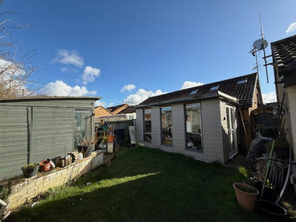 Photo 15