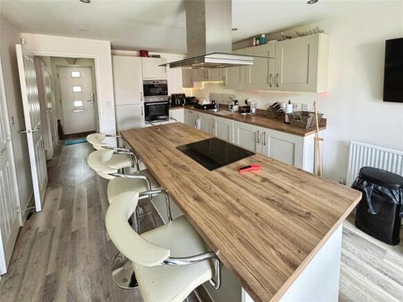 4 bed Terraced for sale Image 9