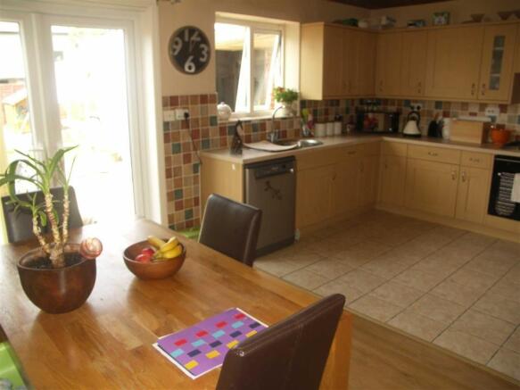 DINING KITCHEN