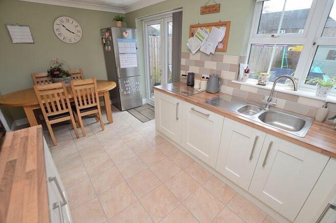 Kitchen/diner 2