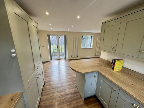 Kitchen/Breakfast Room