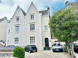 Flat 3, 37, North Street, Exmouth EX8 1JZ