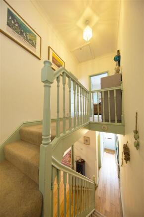 48 Wyndham Cres. 0198.jpg