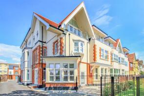 Apartment 9, 5, St Hildas Mews, Westcliff-on-sea SS0 8FL