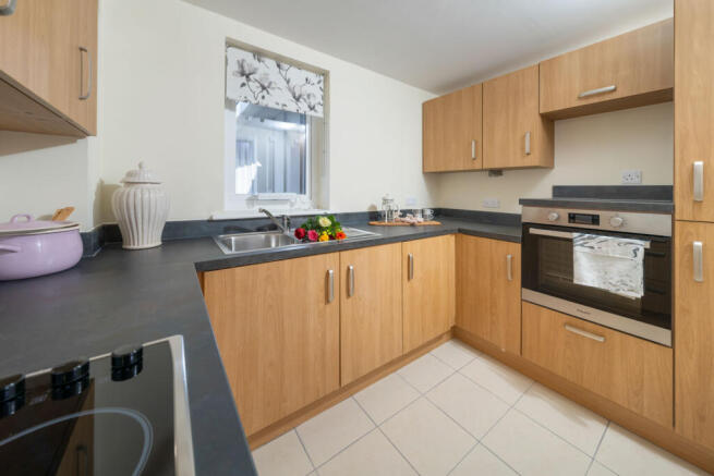 142 Greaves Road,
Scotforth,
Lancaster,
LA1 photo 4