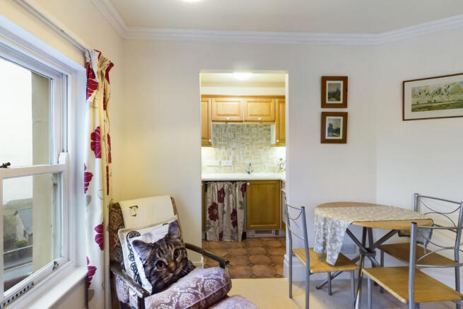 Lounge to Kitchen
