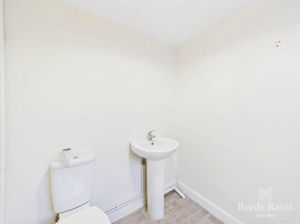2 bed Terraced for sale Image 11