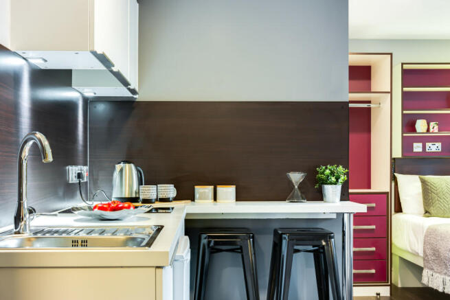 1 bed Flat to rent Image 4