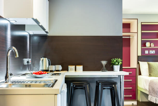 1 bed Flat to rent Image 4