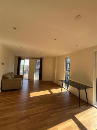 WhatsApp Image 2025-07-01 at 12.46.29_00cdb7ce.jpg