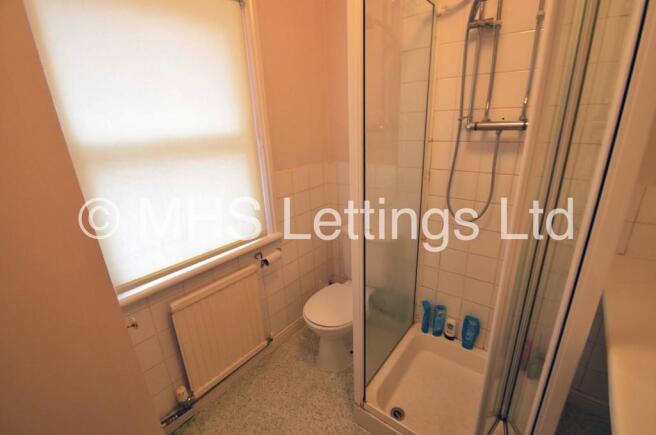 7 bed Terraced to rent Image 12