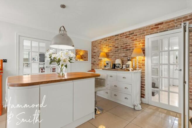 Kitchen/Breakfast Room