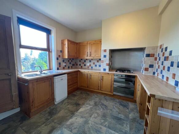 Kitchen.jpg