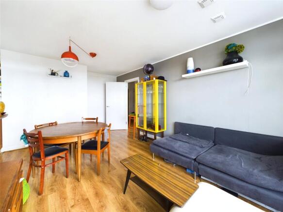 Capworth Street, Leyton, London, E10 - Widok 6