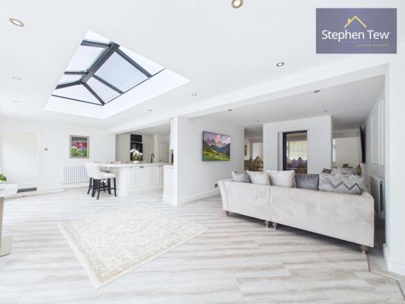 Living/Dining Room