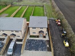 52, Longmeadow, Lode CB25 9HA