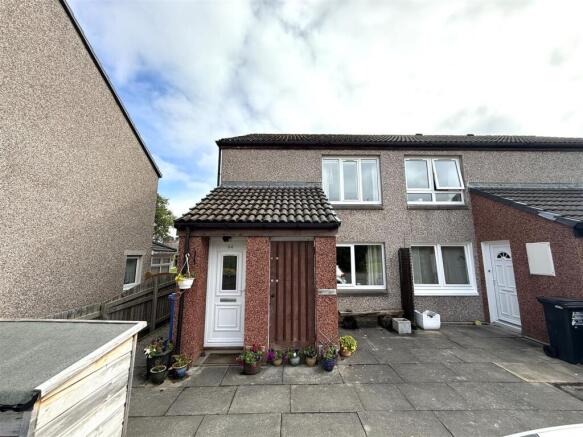 front 64 Blaclwell Avenue.jpeg