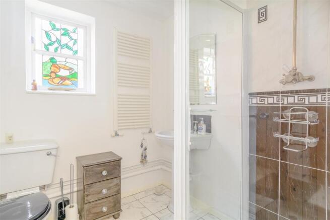8332578-interior24.jpg