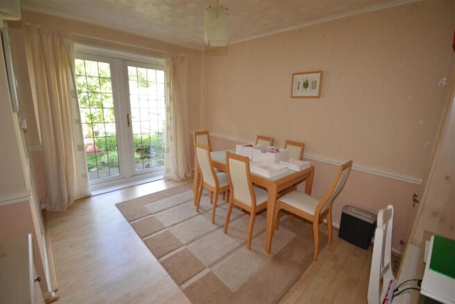 Dining Room/Bedroom 