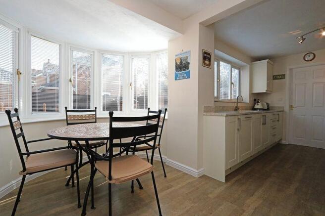 Kitchen/Breakf...