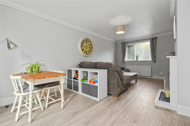 3 bed Semi-Detached for sale Image 12